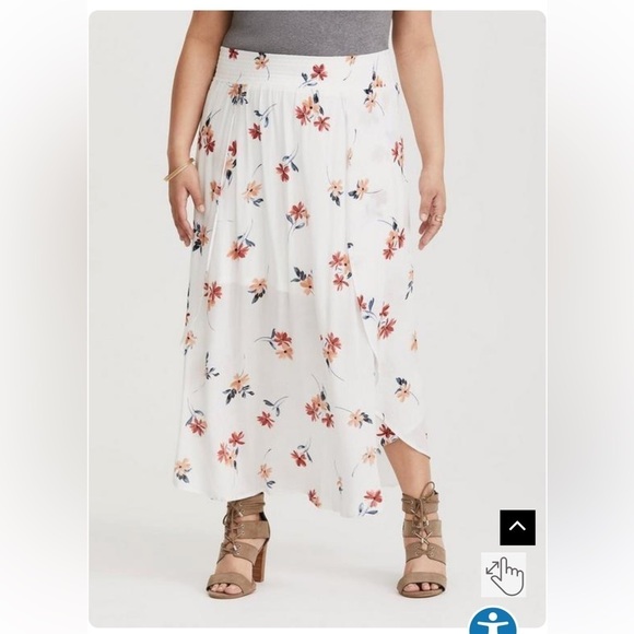 Torrid gauze material floral skirt size 2/2X - Picture 2 of 12